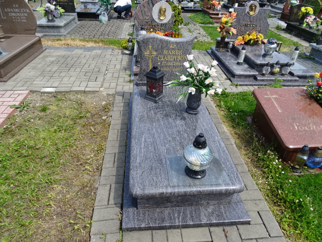 Grób Marek Czardybon